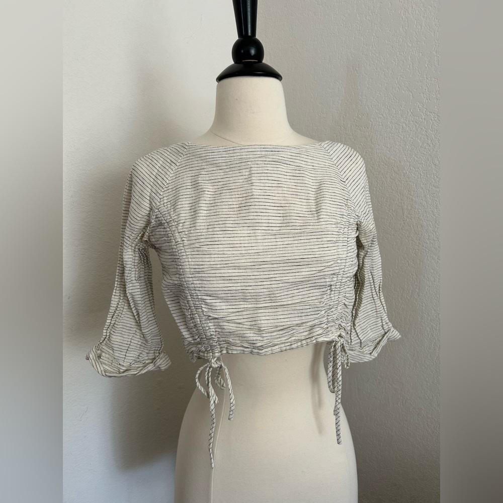 Zara | Striped Linen Crop Top with a Split Back (S)
